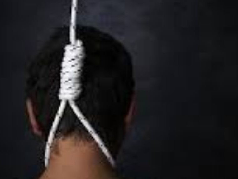 तुलाचन झुन्डिएको अवस्थामा फेला 